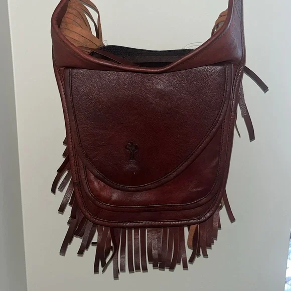 Hand-crafted Leather Fringed Adjustable Hip Belt-
Bumbag (unisex) - Picture 2 of 14